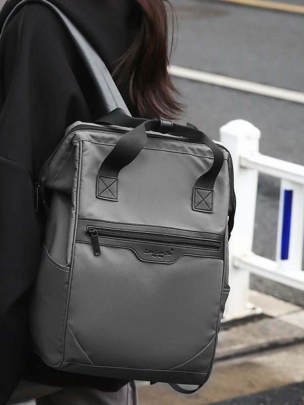 Large-Capacity Water-Resistant Backpack for Classes and Commuting, Unisex Laptop and School Bag, Ideal for Students and Professionals
