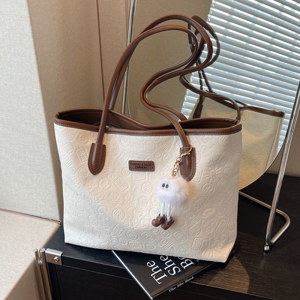 Large Capacity Women's Casual Shoulder Bag - 2025 Fashionable Embossed Tote for Commuting & Classroom Style