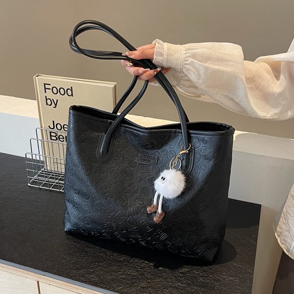 Large Capacity Women's Casual Shoulder Bag - 2025 Fashionable Embossed Tote for Commuting & Classroom Style
