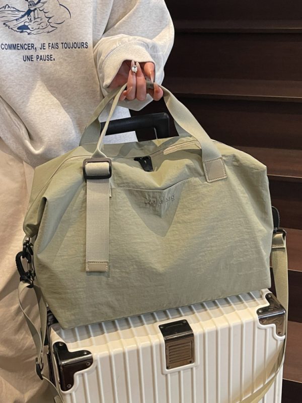 Large Capacity Women's Commuter Travel Bag - Lightweight Fitness Shoulder Bag, Perfect for Maternity & Everyday Use