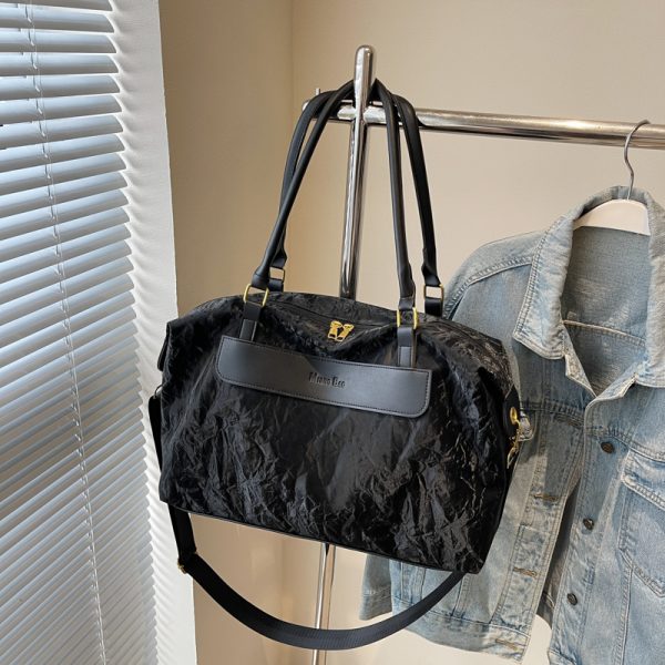 Large Capacity Women's Handbag - Fashionable Lightweight Travel Bag for Business Trips and Fitness - Stylish Storage Solution