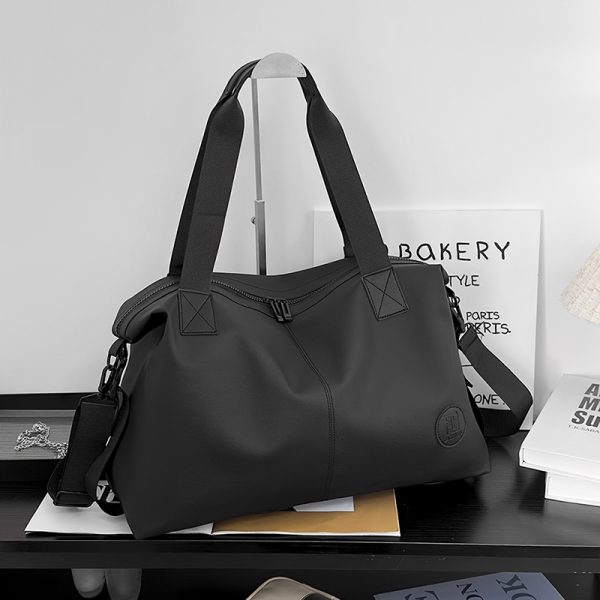 Large Capacity Women's Travel Bag - Stylish Commuting & Fitness Bag with Dry/Wet Separation for Short-Distance Travel