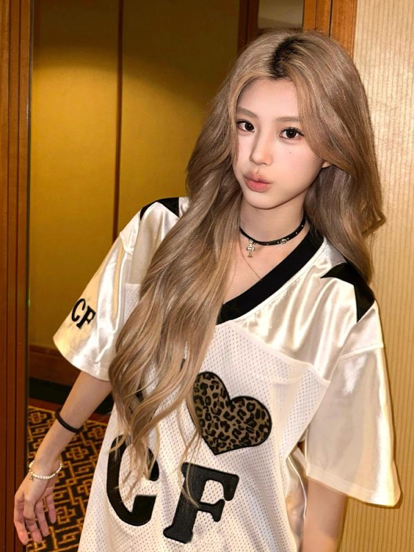 Leopard Print Heart Retro V-Neck T-Shirt for Women - American Style Casual Short Sleeve Sports Top, Quick-Dry Summer Outfit