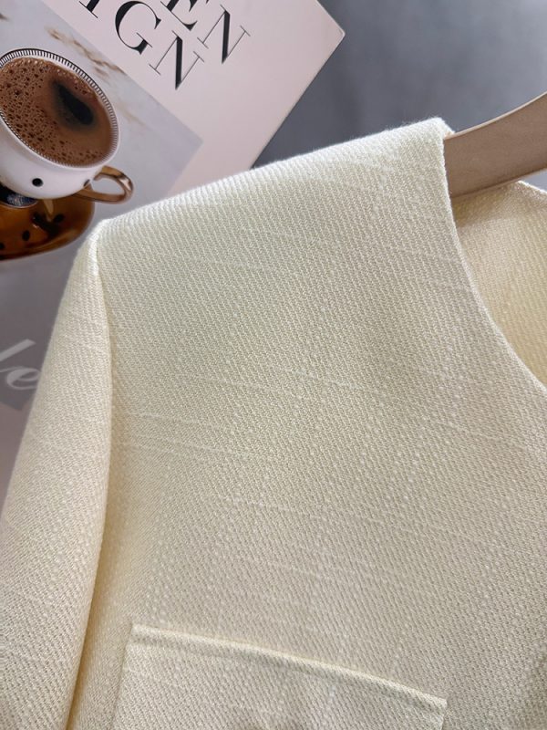 Light Beige Semi-Mature Fragrant Wind Coat for Women - New Spring 2025 Draped Short Top for Autumn, Chic Casual Style