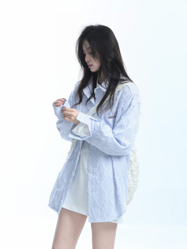 Light Blue Diamond-Patterned Brushed Long Sleeve Shirt for Women - Unique Loose Fit, Chic Casual Style