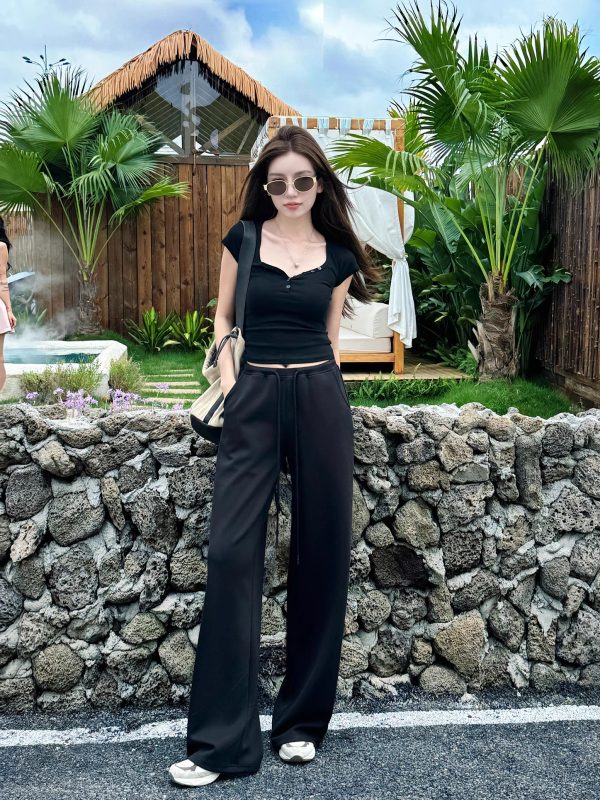 Light Fabric Summer Heart Collar Short Sleeve Slim T-Shirt & Low-Waist Draped Wide-Leg Pants Set for Women - Y2K Style