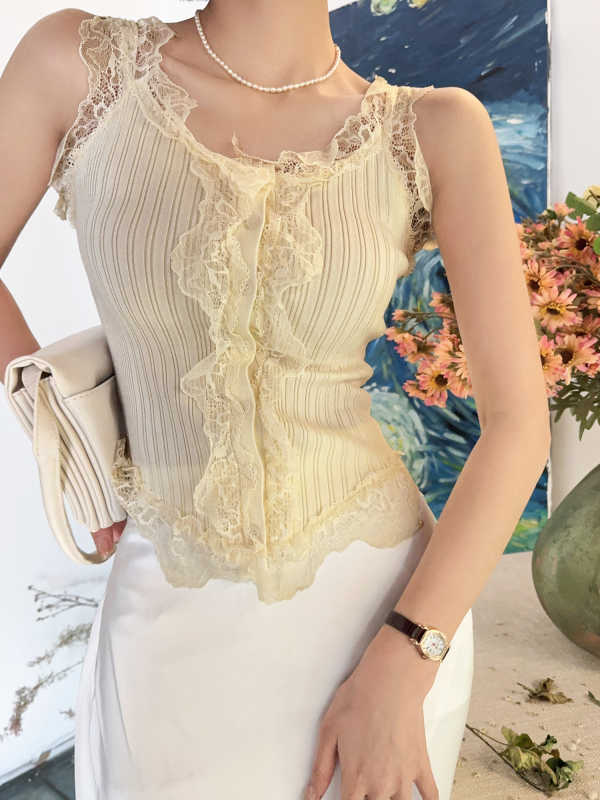 Light Fabric Summer Lace Trim Spliced Inner Knitted Vest Shirt for Women - Sweet & Spicy Style
