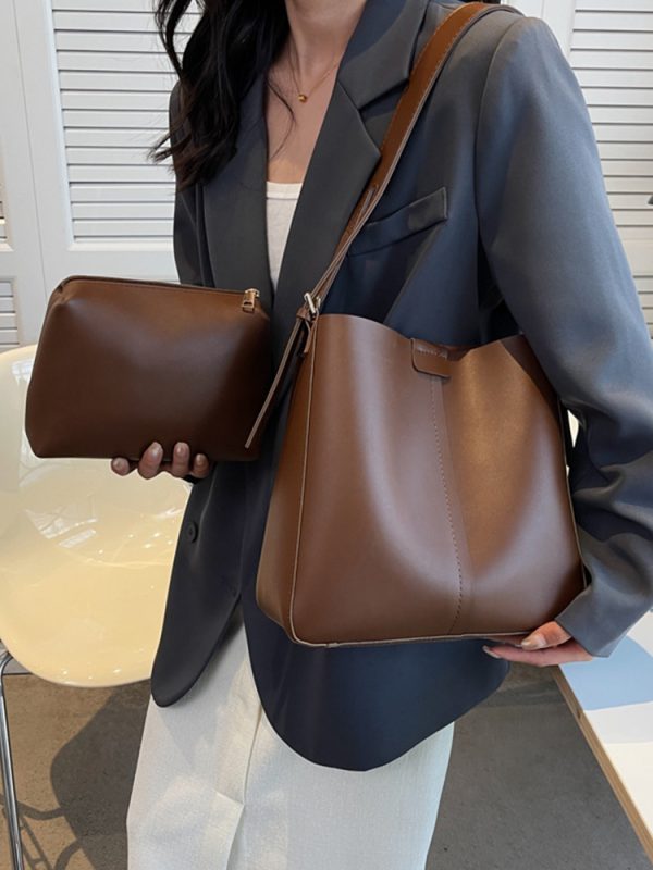 Light Luxury Retro High-End Bucket Bag for Women - Versatile Minimalist Shoulder Crossbody Bag for Commuting