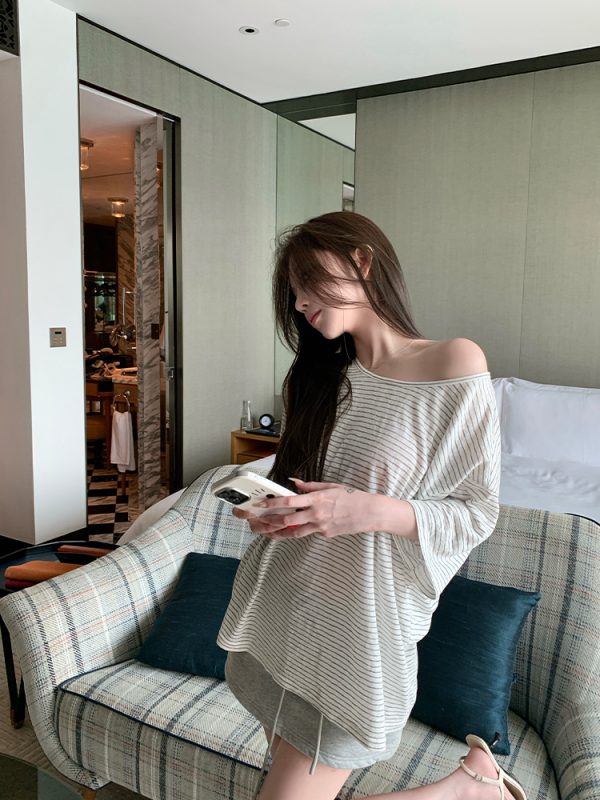Light Oxygen Holiday Vintage Striped Short Sleeve T-Shirt for Women - Summer Casual Relaxed Round Neck Top, Y2K Style