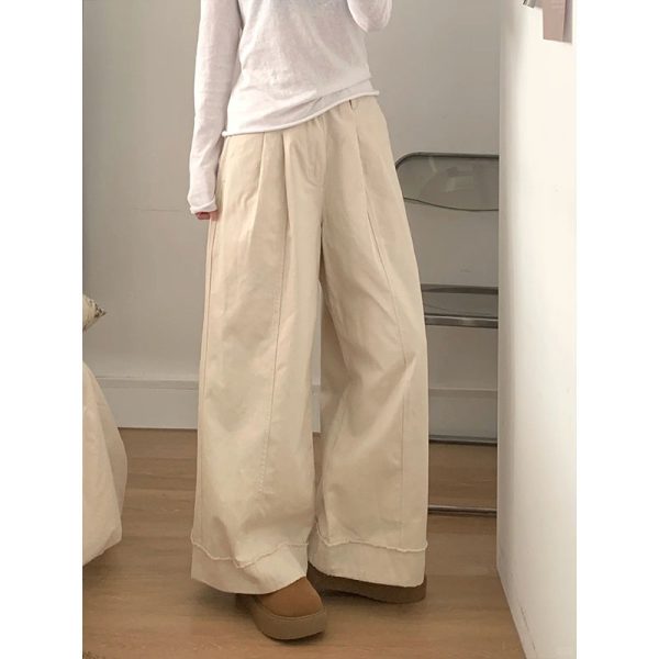 Light Purple Wide-Leg Cropped Jeans for Women - Plus Size, Loose Fit, Flattering for Pear-Shaped Figures, Trendy Casual Style