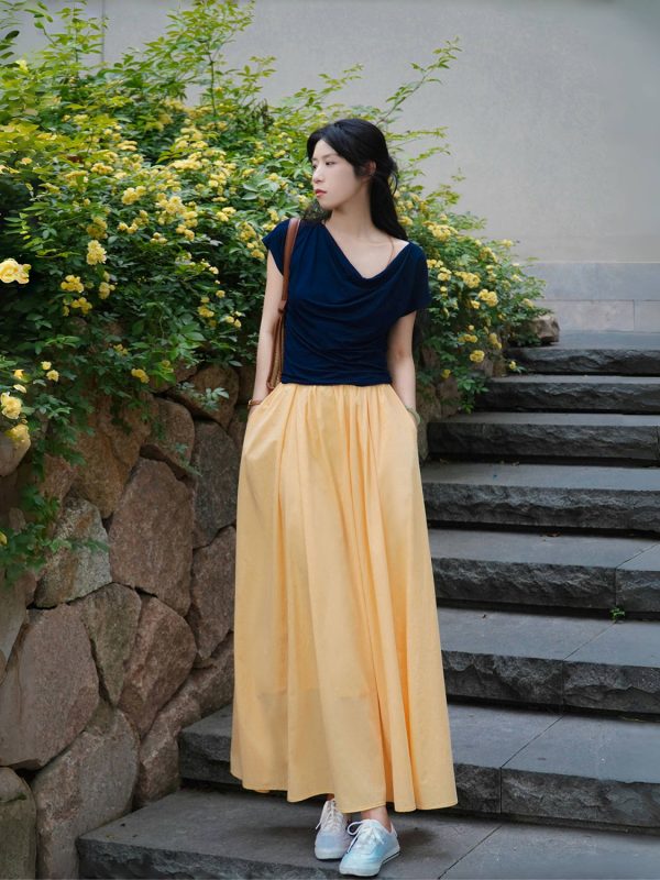 Light Yellow Pleated High-Waisted A-Line Long Skirt with Pockets, Zipper, Casual Parachute Style for a Slimming Effect