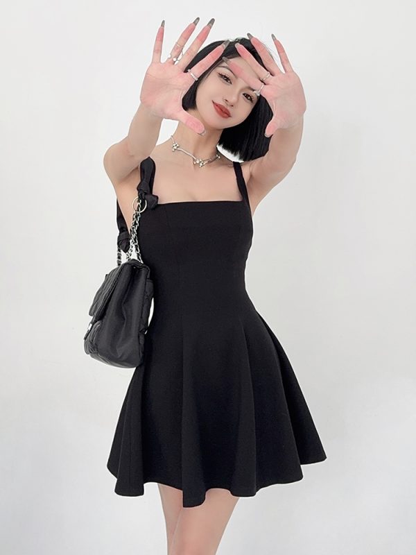 Lightweight A-Line Short Skirt for Tall Women, High Waist, Square Neck, Slimming, Stretchy Little Black Dress for Spring & Summer