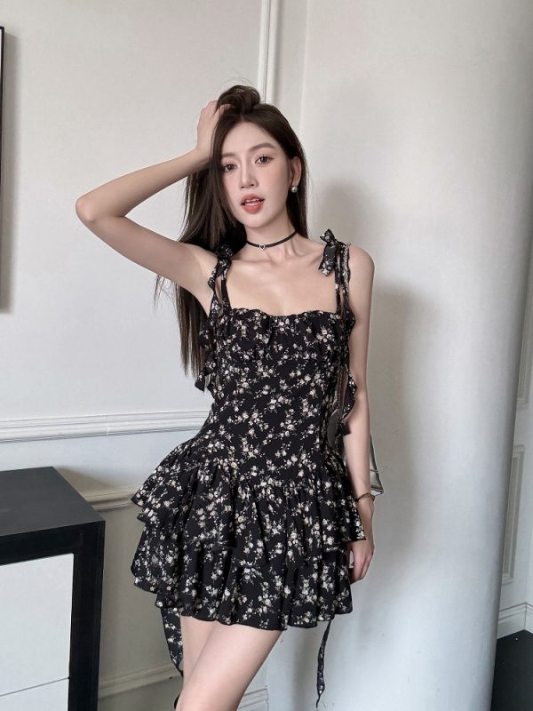 Lightweight Adjustable Black Floral Camisole Dress for Women - French Style, Waist-Cinching, Summer Tea Break Fashion