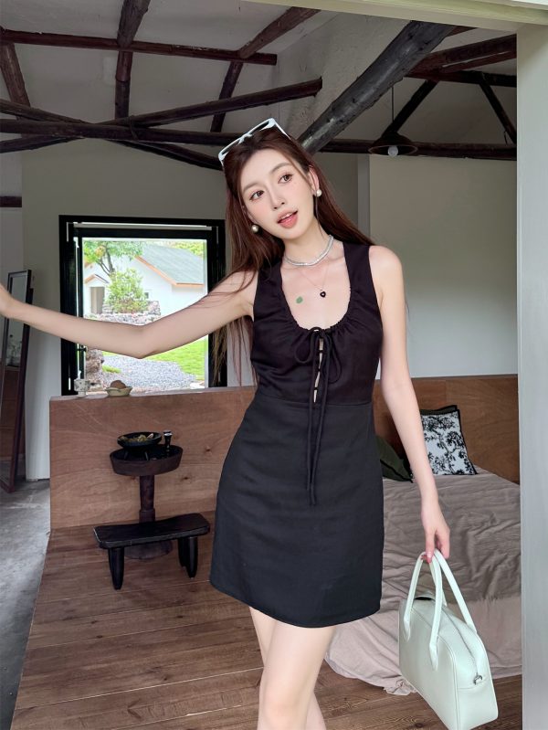 Lightweight Adjustable U-Neck Hollow Black Tank Dress, Slimming Tencel Summer Dress with French Short Skirt Style