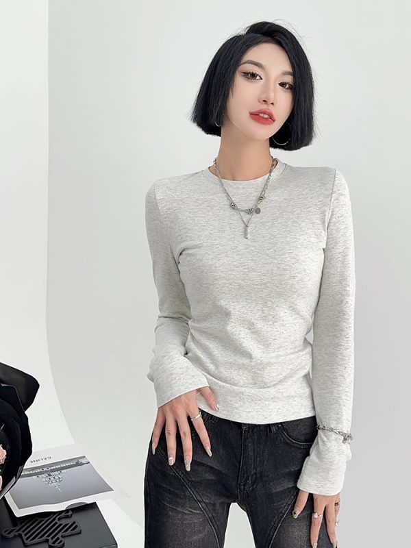 Lightweight Fitted Short Sleeve Round Neck T-Shirt for Women - Spring/Summer Basic Top, Perfect for Casual Outfits