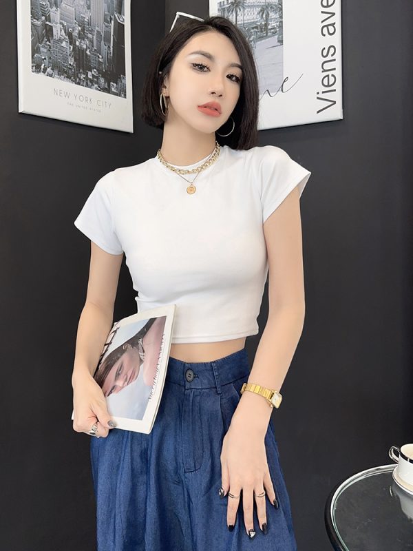 Lightweight Fitted Short Sleeve Round Neck T-Shirt for Women - Spring/Summer Basic Top, Perfect for Casual Outfits