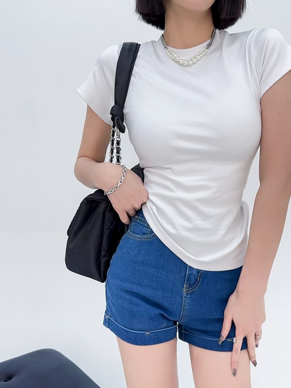 Lightweight Fitted Short Sleeve Round Neck T-Shirt for Women - Spring/Summer Basic Top, Perfect for Casual Outfits