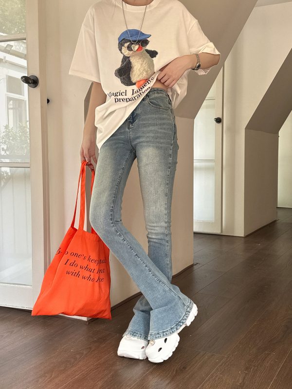 Lightweight Fleece Mid-Rise Slim Fit Flared Jeans for Women - Perfect for Spring and Autumn, Casual Chic Style