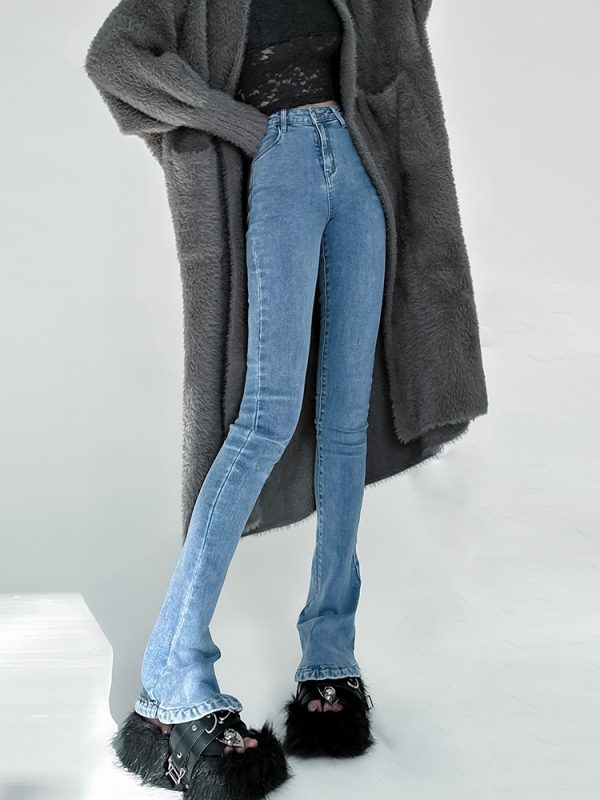 Lightweight Fleece Mid-Rise Slim Fit Flared Jeans for Women - Perfect for Spring and Autumn, Casual Chic Style