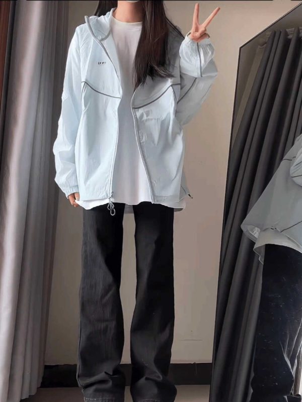 Lightweight Glacier Blue Sun Protection Jacket for Women - Breathable Air-Conditioned Cardigan, Quick-Drying Spring/Summer Outerwear