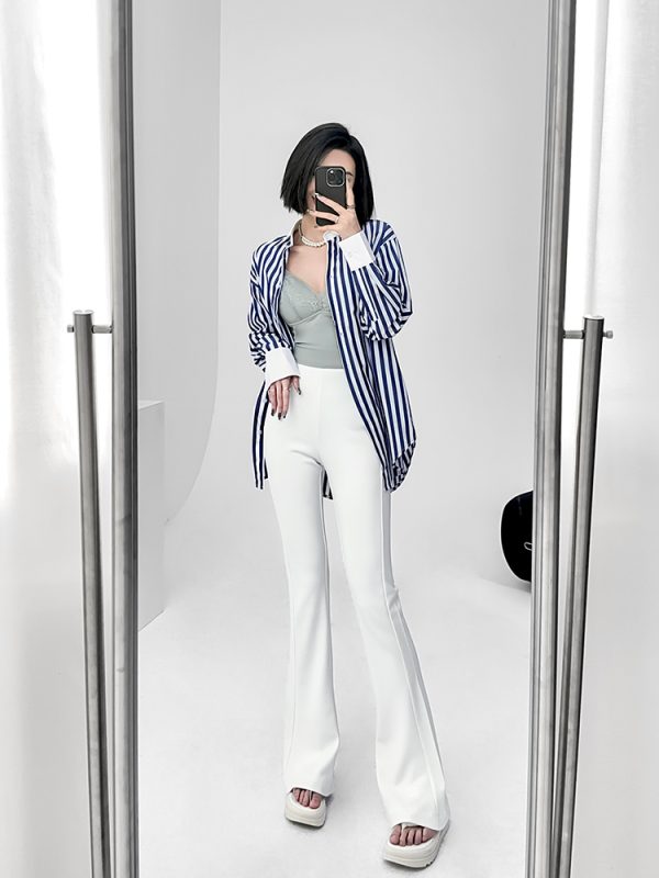 Lightweight High-Waisted Flared Pants for Women - Stretchy Draping Wide-Leg, Slimming Floor-Length Design for Spring and Autumn