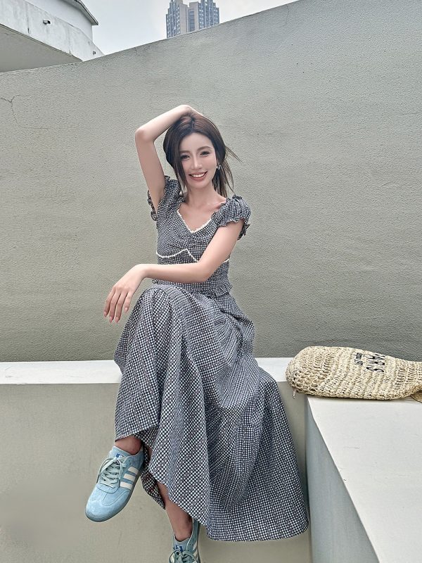 Lightweight High-Waisted Long Skirt Set with Checkered Short-Sleeve Top - Trendy 2-Piece Outfit for Summer Style