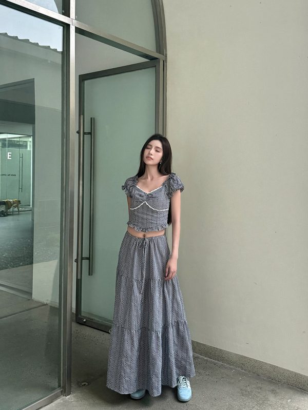 Lightweight High-Waisted Long Skirt Set with Checkered Short-Sleeve Top - Trendy 2-Piece Outfit for Summer Style