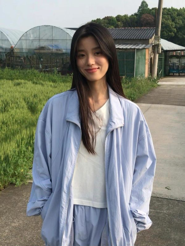 Lightweight Japanese-Style Stand Collar Sun Protection Jacket for Women, 2025 Summer Short Coat, UV Protection, Breathable Fashion.