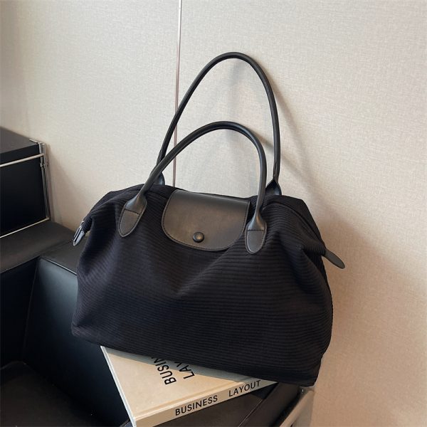 Lightweight Large-Capacity Travel Bag - Versatile Gym, Commuter, and Maternity Shoulder Bag for Short-Distance Business Trips