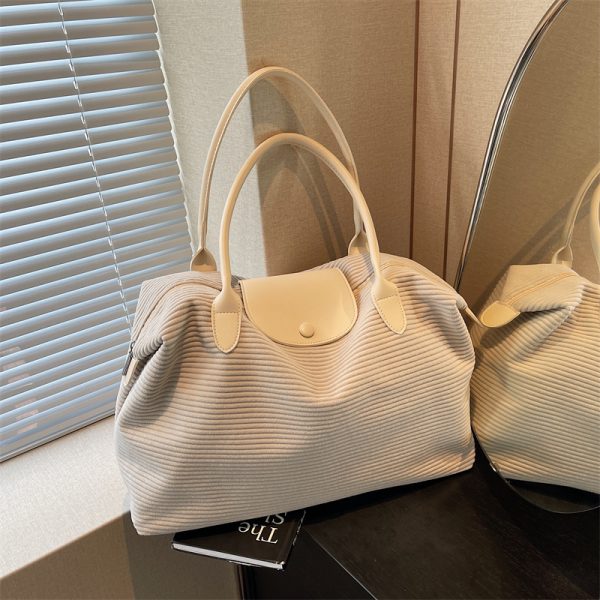 Lightweight Large-Capacity Travel Bag - Versatile Gym, Commuter, and Maternity Shoulder Bag for Short-Distance Business Trips