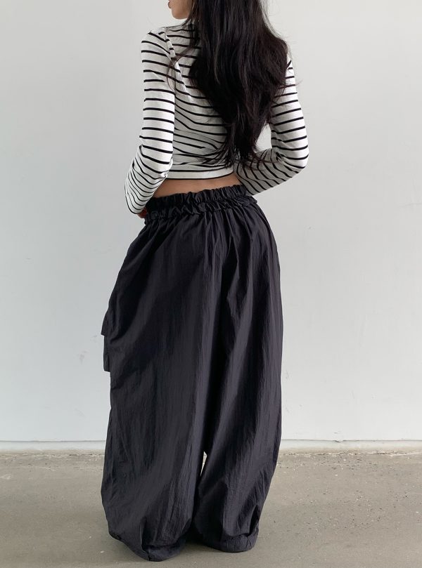Lightweight Loose Pants with Cloud Waistband for Virtual Abs Line - Zero Gravity Mode, Available in 2 Colors, Trendy Comfort Wear