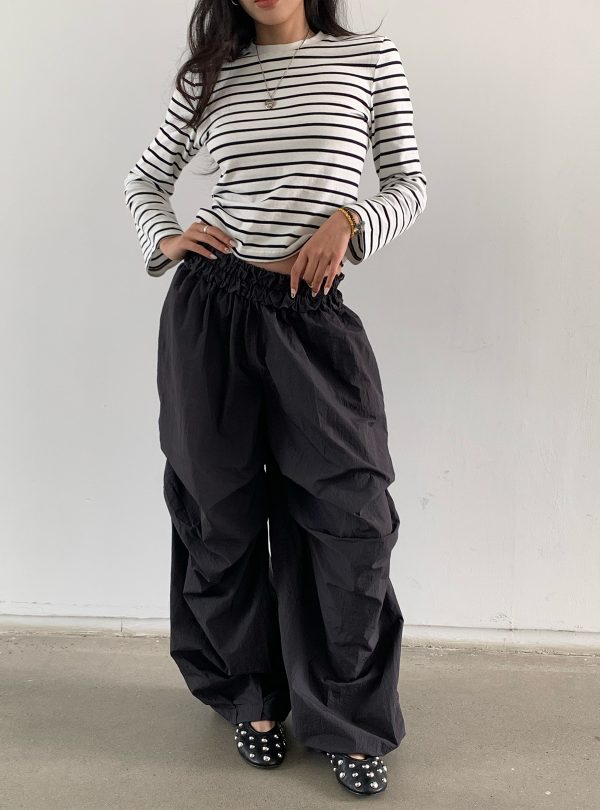 Lightweight Loose Pants with Cloud Waistband for Virtual Abs Line - Zero Gravity Mode, Available in 2 Colors, Trendy Comfort Wear