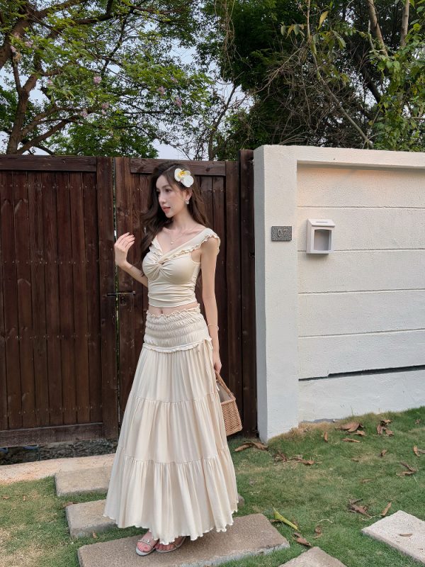 Lightweight One-Shoulder French Top with Ear-Shaped Ruffles and Elastic Long Skirt Set - Perfect for Summer Fashion