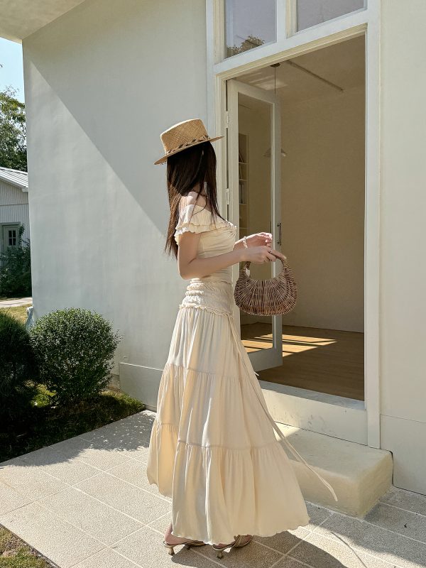 Lightweight One-Shoulder French Top with Ear-Shaped Ruffles and Elastic Long Skirt Set - Perfect for Summer Fashion