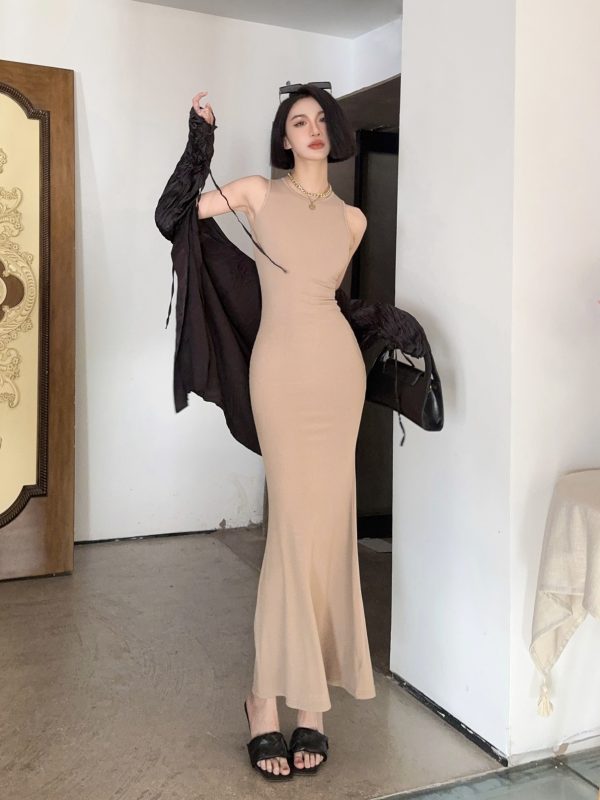 Lightweight Sexy Mermaid Dress for Women - Slim Fit Bodycon Sleeveless Long Dress for Spring and Summer Fashion