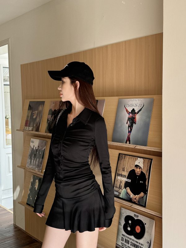 Lightweight Sporty Slim Waist Pleated A-Line Dress for Women, Spring Polo Collar Long Sleeve Style, Casual Chic Look