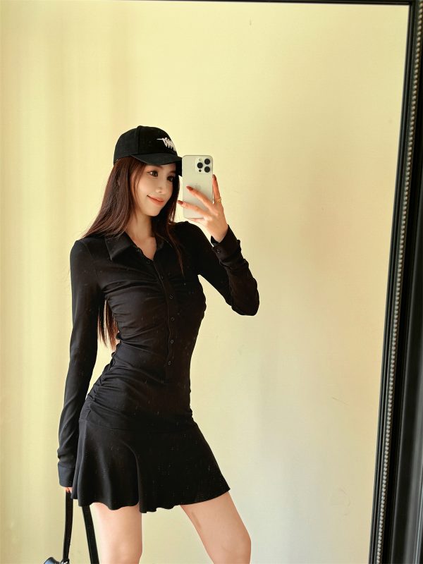 Lightweight Sporty Slim Waist Pleated A-Line Dress for Women, Spring Polo Collar Long Sleeve Style, Casual Chic Look