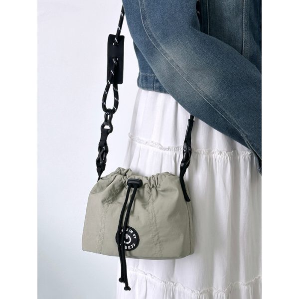Lightweight Unisex Crossbody Brocade Bag 2024 - Casual Shoulder Bucket Bag for Phone - Sweet Cool Niche Style