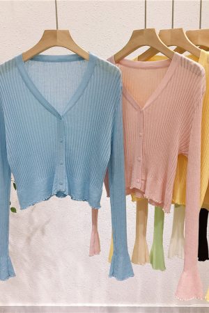 Lightweight V-Neck Knit Cardigan, Ribbed Ice Silk Short Outerwear, Sun Protection Cover-Up Top for Spring and Summer Fashion
