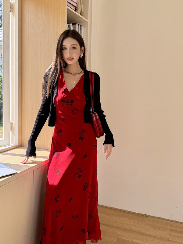 Lightweight V-Neck Knit Cardigan, Ribbed Ice Silk Short Outerwear, Sun Protection Cover-Up Top for Spring and Summer Fashion