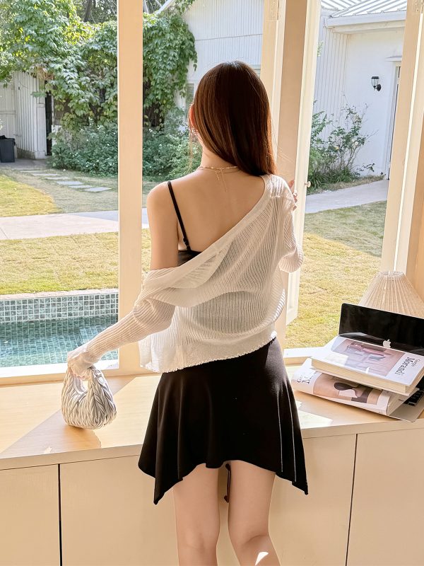 Lightweight V-Neck Knit Cardigan, Ribbed Ice Silk Short Outerwear, Sun Protection Cover-Up Top for Spring and Summer Fashion
