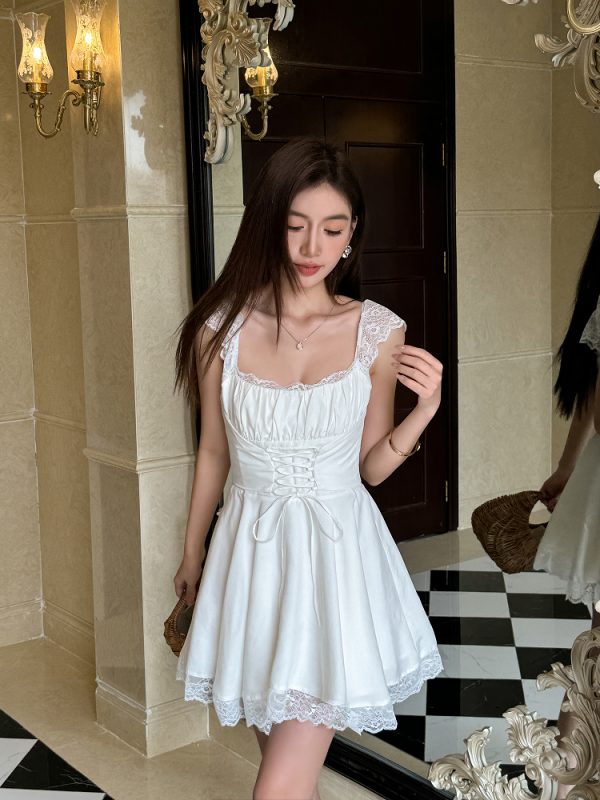 Lightweight White Lace Spaghetti Strap Dress for Women - Summer French Style with Waist-Cinching Design and Flared Short Skirt