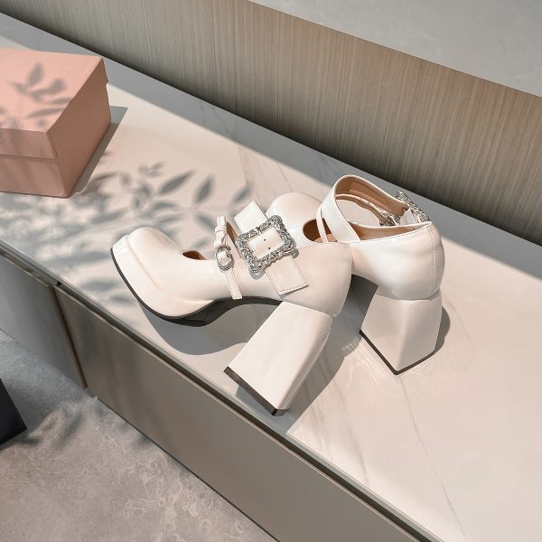 Limited Edition 25th Anniversary Single Shoes - Stylish Clearance Sale, Trendy Footwear for Fashion Lovers