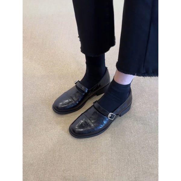 Limited Edition 25th Anniversary Single Shoes - Stylish Clearance Sale, Trendy Footwear for Fashion Lovers