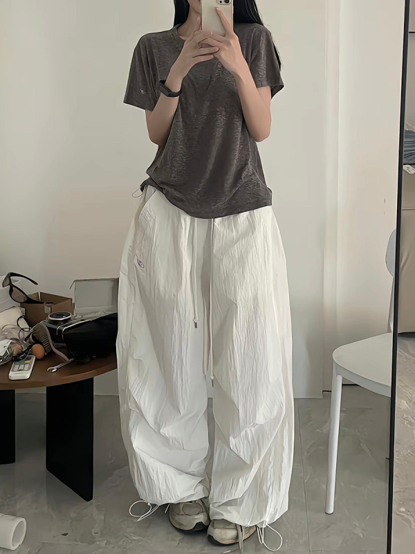 Loose Wide-Leg White Cargo Pants for Women - American Hip-Hop Style Jazz Dance Casual Sports Trousers with Slimming Drape