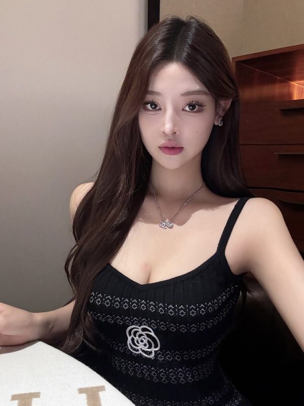 Luna Lona Sleeveless Knitted Top - Slim Fit Small Fragrance Style for Women - Trendy Y2K Inner Wear