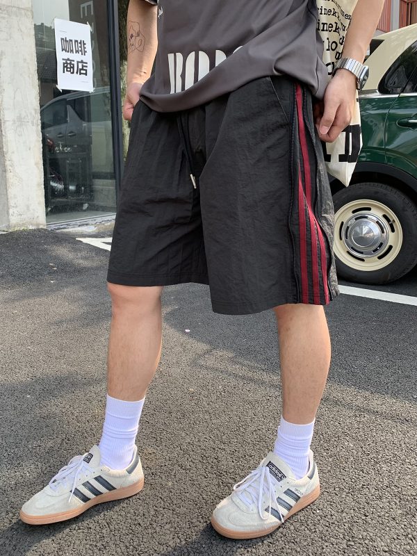 Men's and Women's American Retro Striped Quick-Dry Sports Shorts - Lightweight Breathable Straight-Leg Summer Trendy Five-Point Pants