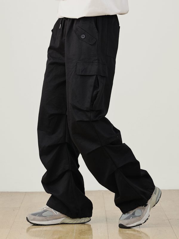 Men's Multi-Pocket Loose Double-Pleat Cargo Pants - Windproof Japanese Casual Style for Outdoor Adventures, National Trend