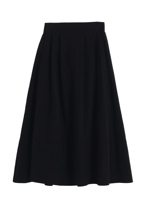 Mid-Length A-Line Umbrella Skirt with Flower Bud Patchwork, High-Waisted Black and White Hepburn Style for Spring and Summer