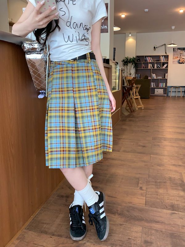 Mid-Length American Vintage Plaid Pleated Skirt for Women, High-Waisted A-Line Checkered Design, College Style for Spring and Summer